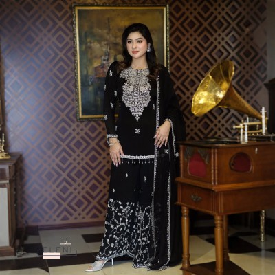 Elegant Black Beauty 3piece